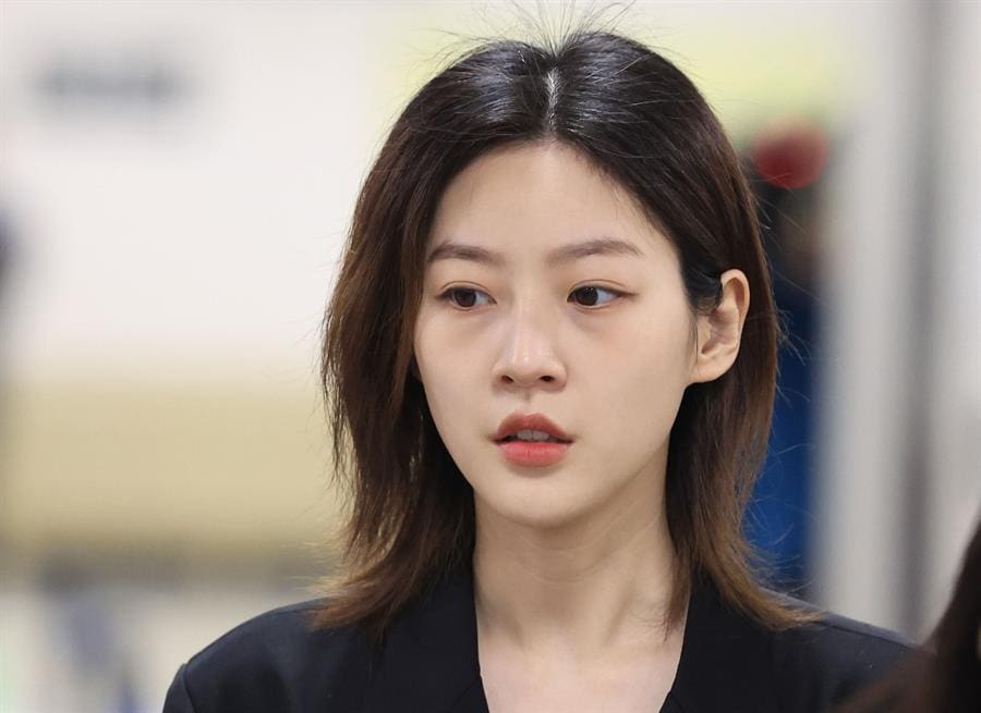 South Korean actress Kim Sae-ron at the Seoul Central District Court in Seoul, South Korea, 05 April 2023. EFE-EPA/YONHAP/FILE