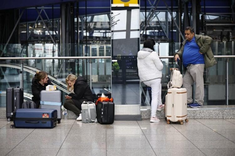 Passengers wait at Heathrow Airport in London, Britain, 21 March 2025. EFE/EPA/TOLGA AKMEN