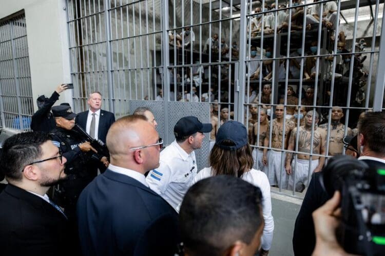 Photo provided by the Government of El Salvador of US Secretary of Homeland Security Kristi Noem (c) touring the Terrorism Confinement Center (CECOT) in Tecoluca, Mar 26, 2025. EFE/Government of El Salvador