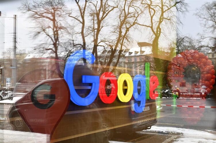A view of the logo of the new Google office at the post office building in Zurich, Switzerland, today, Jan. 17, 2017. EFE/Walter Bieri