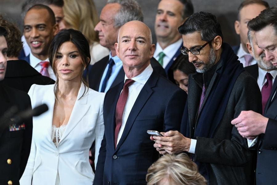 FILE) (L-R) Lauren Sanchez, Amazon founder Jeff Bezos, Google CEO Sundar Pichai and Tesla and SpaceX CEO Elon Musk attend the inauguration ceremony before Donald Trump is sworn in as the 47th US President in the US Capitol Rotunda in Washington, DC, USA, 20 January 2025. EFE/EPA/SAUL LOEB / POOL