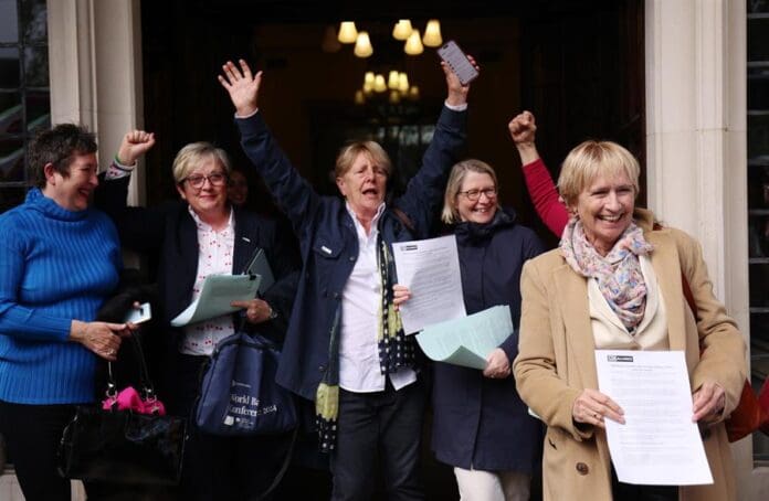 Women celebrate outside the Supreme Court in London, Britain, 16 April 2025, following its ruling that the definition of a woman is based on biological sex. EFE/EPA/ANDY RAIN