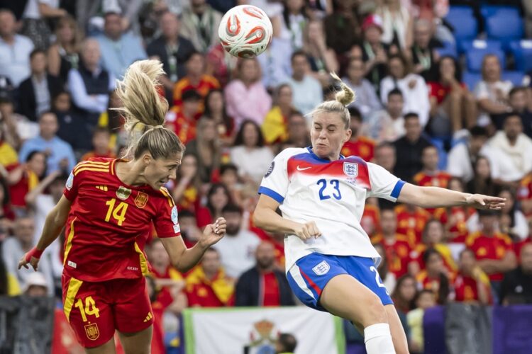 England's Alessia Russo (R) scores the 1-1 goal next to Spain's Laia Aleixandri during the UEFA Women's EURO 2025 final soccer match between England and Spain, in Basel, Switzerland, 27 July 2025. EFE/EPA/JEAN-CHRISTOPHE BOTT