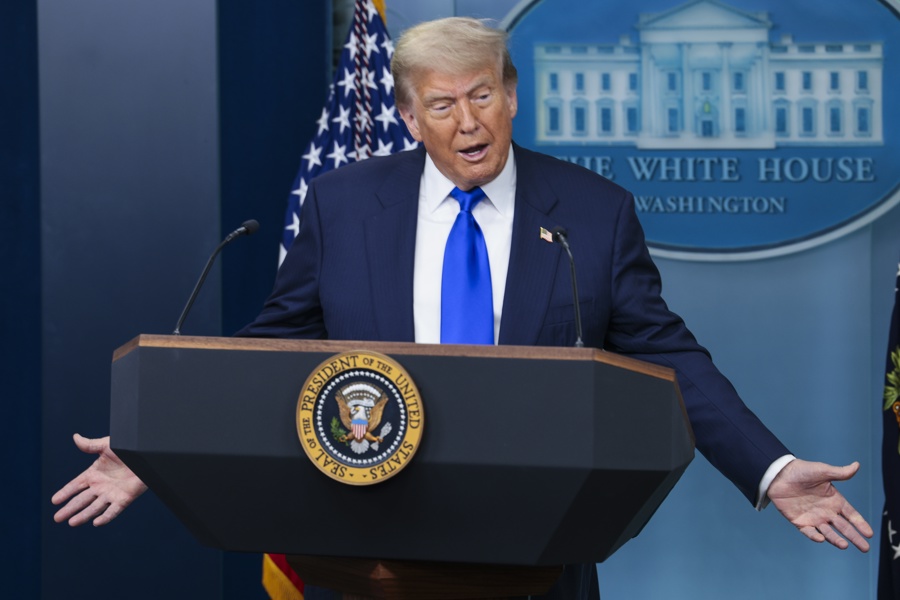 (FILE) - US President Donald J. Trump responds to a question from the news media during a press conference in the briefing room of the White House in Washington, DC, USA, Jun. 27, 2025. Earlier in the day, the Supreme Court ruled in the Trump administration's favor to curb nationwide injunctions on the president's birthright citizenship order. EFE/EPA/SHAWN THEW