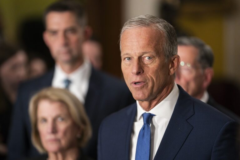 US Senate Majority Leader John Thune speaks to the media during a press conference at the US Capitol in Washington, DC, USA, 29 July 2025. EFE-EPA/WILL OLIVER/FILE