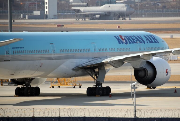 Jet plane