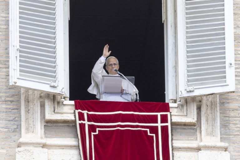 Pope Leo calls for dialogue, peace in Ukraine on Independence Day. Pope Leo calls for dialogue, peace in Ukraine on Independence Day.