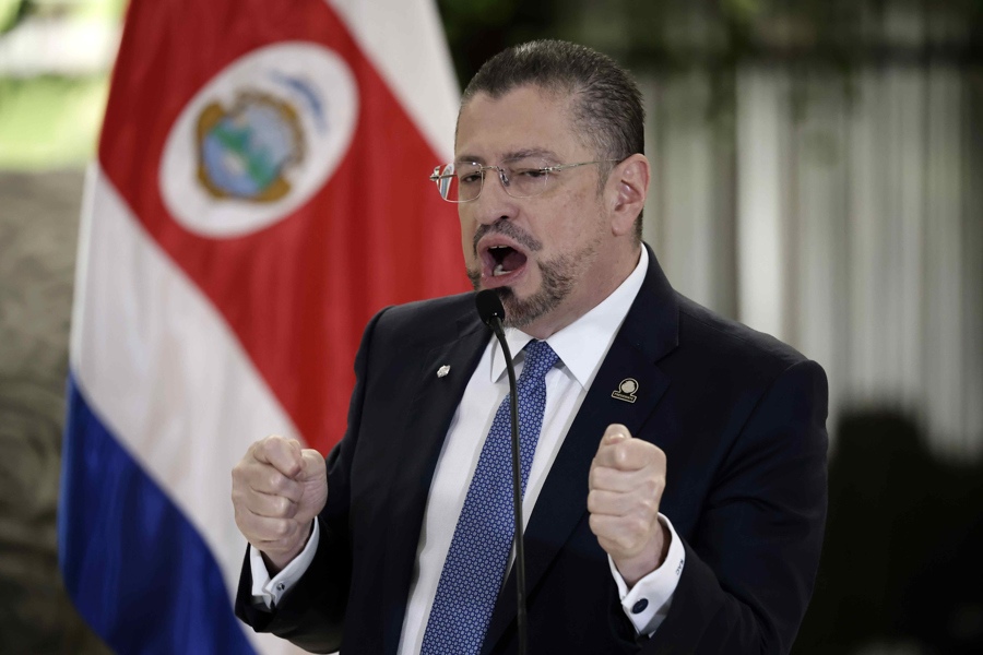 (FILE) - Costa Rican President Rodrigo Chaves in San José (Costa Rica). July 2, 2025. EFE/ Jeffrey Arguedas