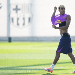 Lamine Yamal and Fermín López are discharged and are included in the squad.