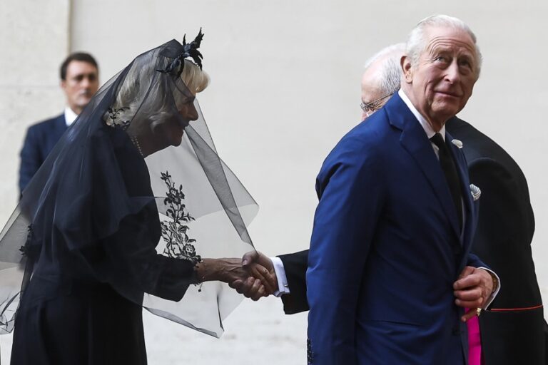 British monarchs arrive in Vatican on historic visit to meet Pope