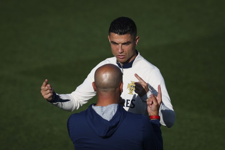 Cristiano wants to “continue playing for a few more years, but not too many.”