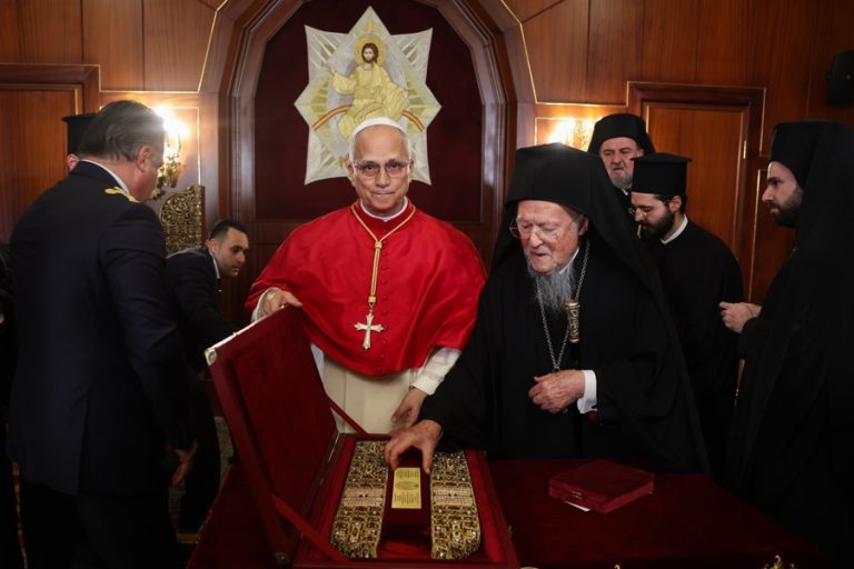 The Pope and Patriarch Bartholomew are asking that everything possible be done to end the war.