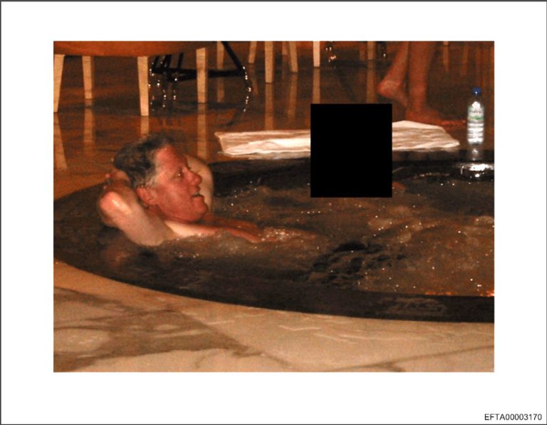 Undated photograph released by the U.S. Department of Justice (DOJ) as part of the Jeffrey Epstein case file, showing former U.S. President Bill Clinton in a jacuzzi with another person whose face is obscured. EFE/U.S. Department of Justice (DOJ)