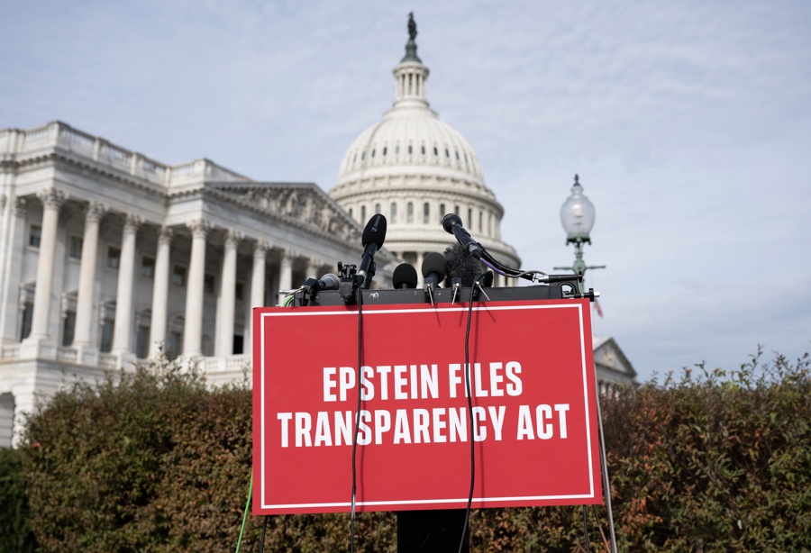 (FILE) A podium and sign are set up ahead of a morning press conference outside of the US Capitol in Washington, DC, USA, 18 November 2025. EFE/EPA/LUKE JOHNSON