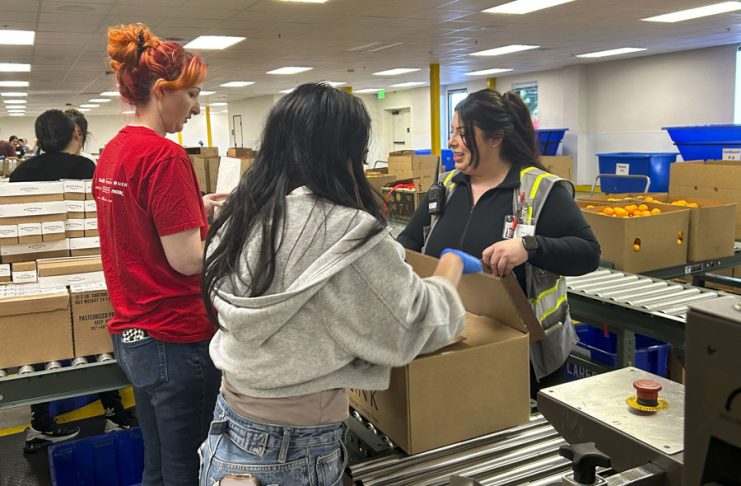 View of the L.A. Regional Food Bank facilities, the largest food bank in Los Angeles County, located in City of Industry. Dec. 23, 2025. EFE/ Mikaela Viqueira