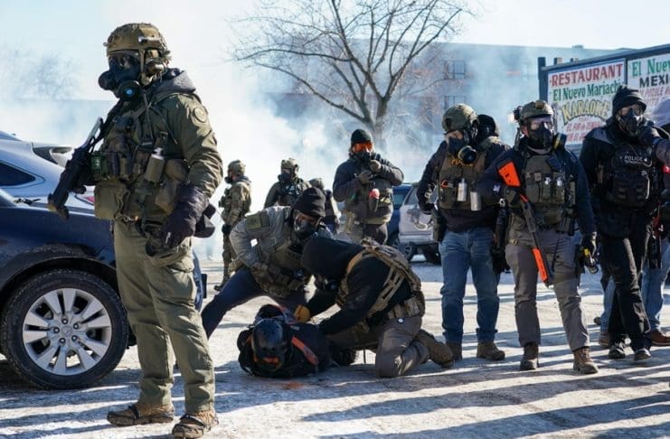 FILE) Federal officers detain a protester following a fatal shooting in Minneapolis, Minnesota, USA, 24 January 2026. EFE/EPA/CRAIG LASSIG