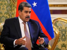 (FILE) Venezuelan President Nicolas Maduro speaks with Russian President Vladimir Putin (not pictured) during their meeting at the Kremlin in Moscow, Russia, 07 May 2025. EFE/EPA/ALEXANDER ZEMLIANICHENKO / POOL