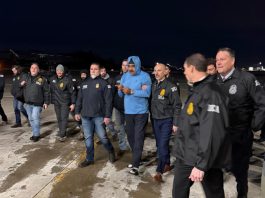 Nicolas Maduro (c) escorted by Drug Enforcement Administration (DEA) agents in New York, United States, 03 January 2026. EFE/ Social Media