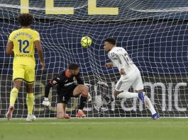 Kylian Mbappé en Tabla de Goleadores El delantero francés del Real Madrid Kylian Mbappé marca su segundo gol de penalti durante el partido de la jornada 21 de LaLiga que Villarreal CF y Real Madrid disputaron en el estadio de La Cerámica. EFE/Kai Forsterling
