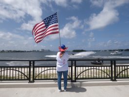 US starts charging a 10% Tariff! (FILE) People gather for a rally in support of former US President Donald Trump near Trump's home at the Mar-a-Lago club in West Palm Beach, Florida, USA. EFE/EPA/KAKO ESCALONA
