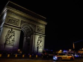 French police secure the Champs-Elysees near the Arc de Triomphe during the MoroccoSenegal match in the African Cup final, in Paris, France, 18 January 2026. EFE-EPA/Mohammed Badra/FILE