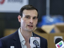 (FILE). Jeremy Lewin, Acting US Under Secretary of State for Foreign Assistance, Humanitarian Affairs and Religious Freedom, speaks to the media during the packing of initial relief supplies for Cuba at the Ecolog warehouse in Weston, Florida, US. Jan. 14, 2026. EFE/EPA/CRISTOBAL HERRERA-ULASHKEVICH