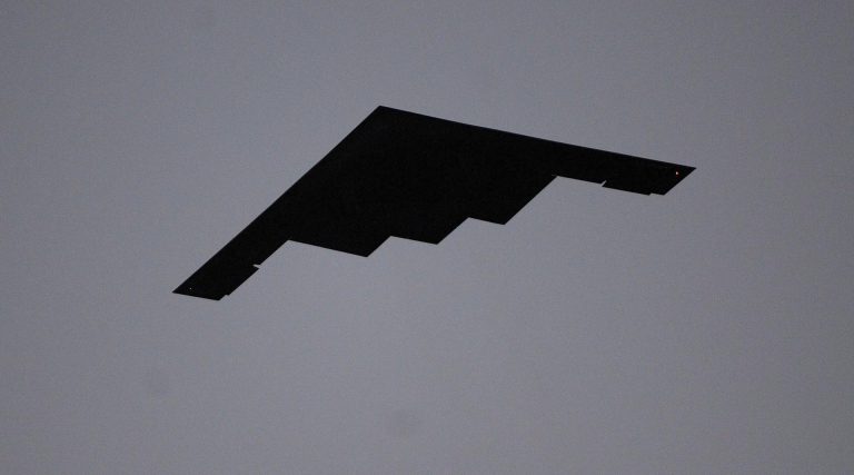 (FILE). A B-2 bomber flying over the opening ceremony of the 79th MLB All-Star Game at Yankee Stadium in New York. Jul. 15, 2008. EFE/JUSTIN LANE