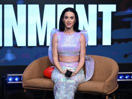 US pop superstar Katy Perry arrives on stage to a 2024 AFL Grand Final entertainment media preview at the MCG, in Melbourne, Australia, 26 September 2024. EFE-EPA/JAMES ROSS/FILE