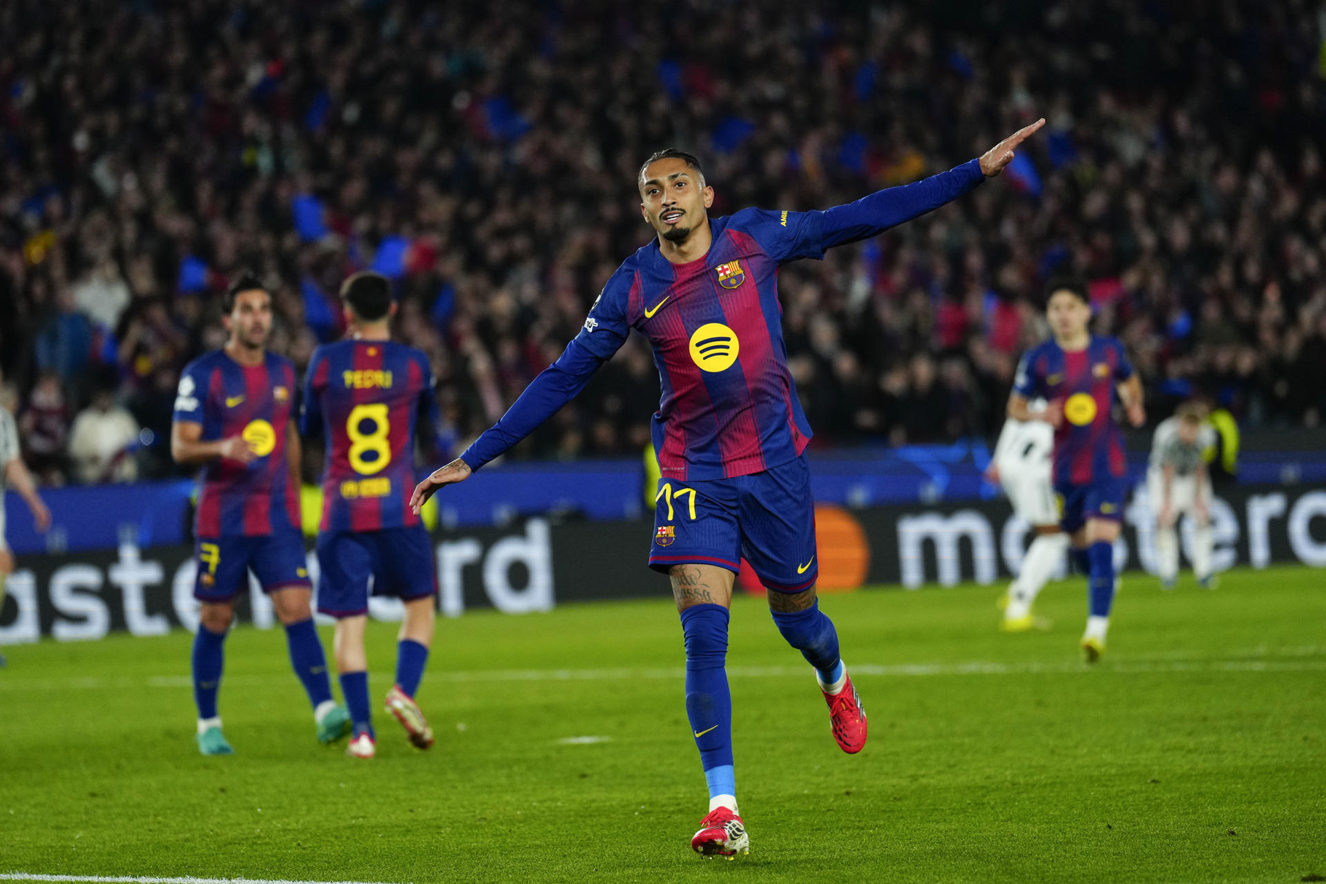 Barcelona striker Raphinha celebrates after scoring during the Champions League round of 16 second leg match between Barcelona and Newcastle at Camp Nou, Barcelona, Spain, 18 March 2026. EFE/ Alejandro Garcia