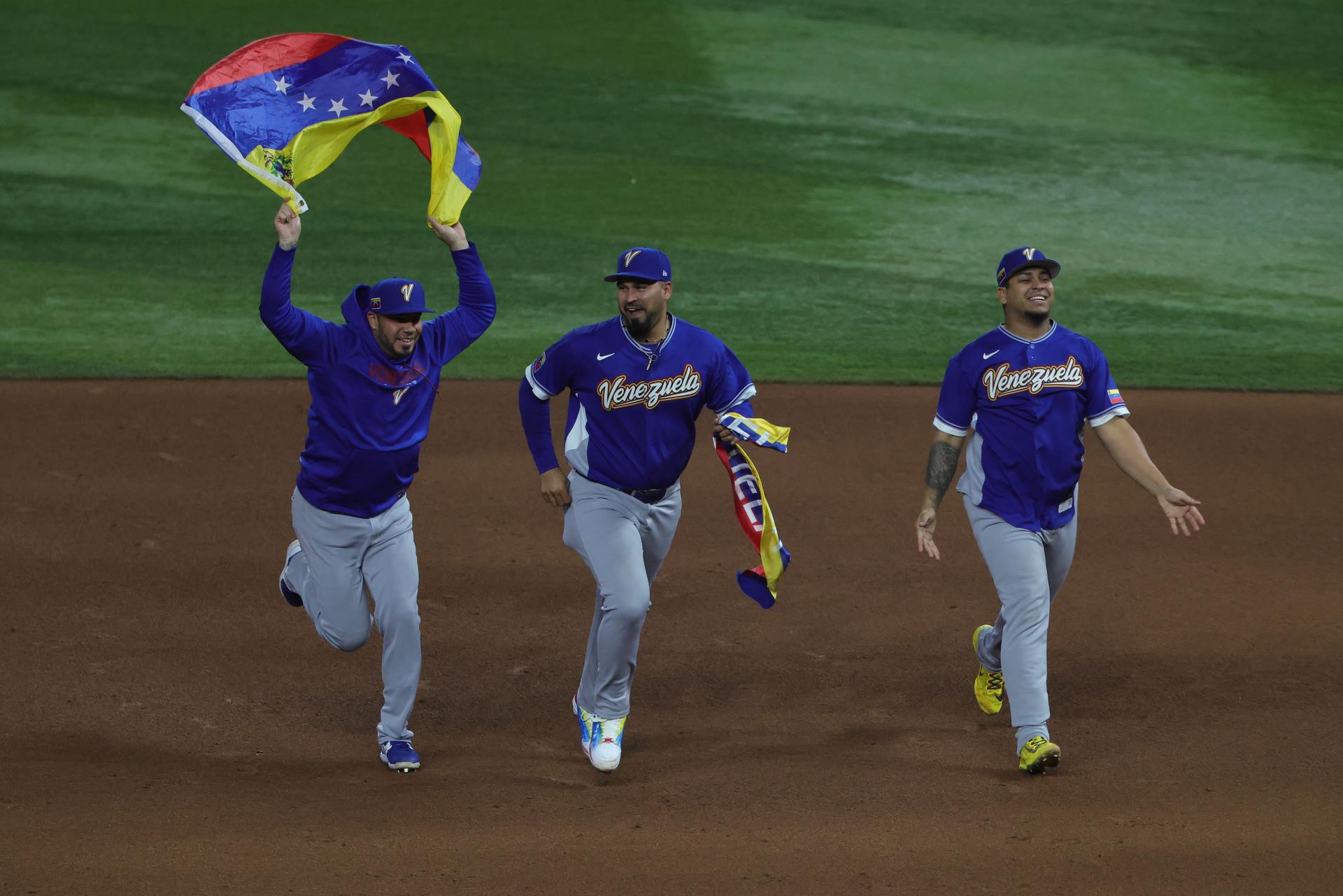 Team Venezuela celebrates after the final out to win the 2026 World Baseball Classic final between USA and Venezuela at LoanDepot Park baseball stadium in Miami, Florida, USA, 17 March 2026. EFE-EPA/CRISTOBAL HERRERA-ULASHKEVICH