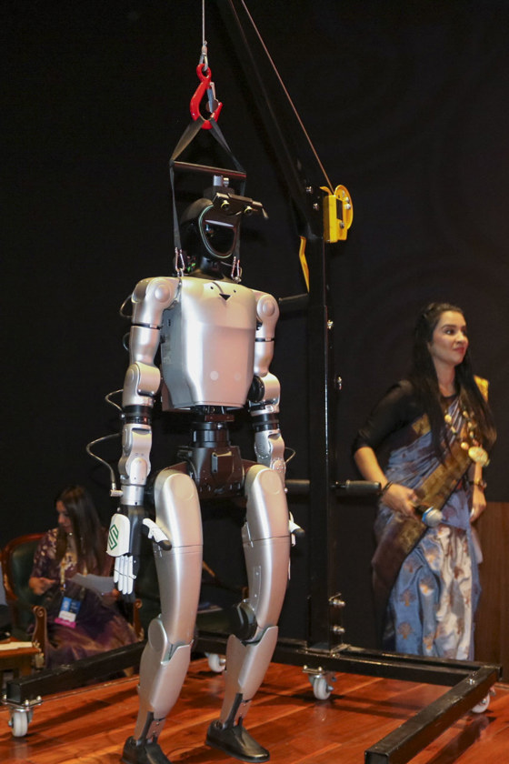 A moment from the presentation of the 'SSi Vimana Aero' drone. EFE/ Eduardo Echeverri López