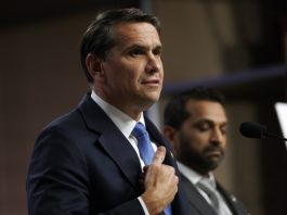(FILE) Acting US Attorney General Todd Blanche (L) and FBI Director Kash Patel (R) during a press conference at the US Department of Justice, in Washington, DC, USA, 21 April 2026. EFE/EPA/WILL OLIVER