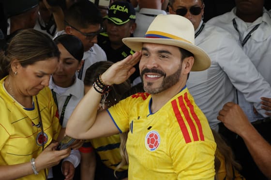 Colombias presidential candidate far-right Abelardo de la Espriella arrives to vote in the runoff election in Barranquilla, Colombia, 21 June 2026. EFE/ Mauricio Duenas Castaneda