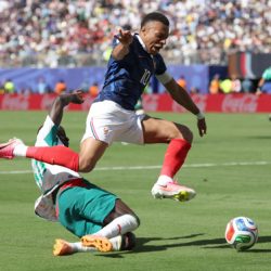Mbappé scores 2 goals against Senegal (3-1) at NJ’s MetLife Stadium!