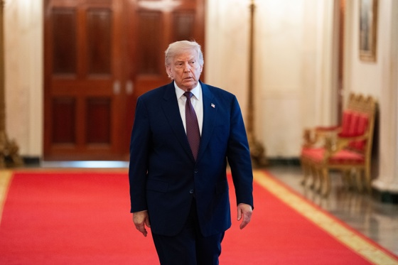 (FILE).- United States President Donald Trump arrives for a Medal of Honor ceremony in the East Room of the White House in Washington DC, US, 18 June 2026. EFE/EPA/Aaron Schwartz via CNP / POOL
