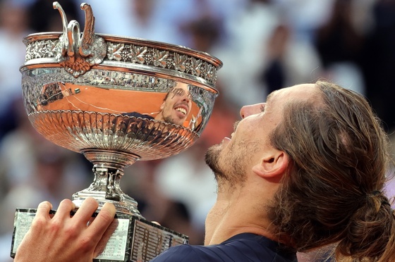 Alexander Zverev wins first Grand Slam Title!
