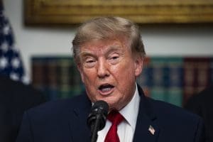 Judge blocks Trump mail-in voting restriction!