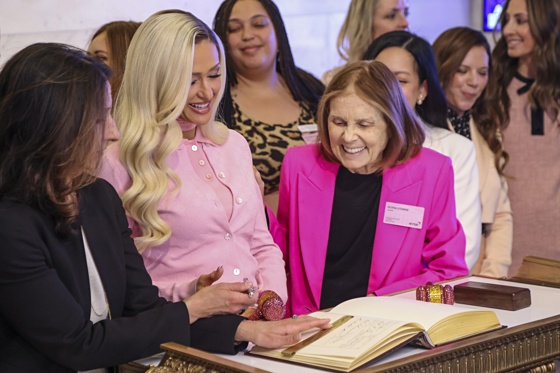 (FILE) US media personality Paris Hilton (C-L) and feminist activist Gloria Steinem (C-R) sign the NYSE Distinguished Guest Book during the closing bell at the New York Stock Exchange in New York, New York, USA, 09 March 2026 (reissued 03 September 2026). EFE/EPA/SARAH YENESEL