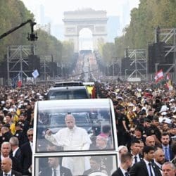 Pope Leo XIV draws a sea of people!
