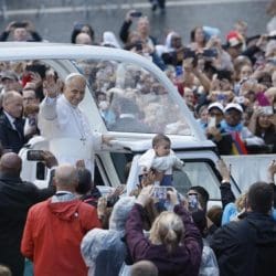 Pope resumes audiences, uses Popemobile after operation