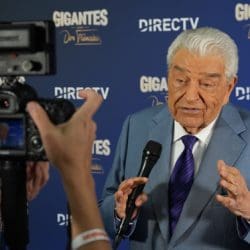 Don Francisco returns to the ‘Sábado Gigante’ studio to unite yesterday and today