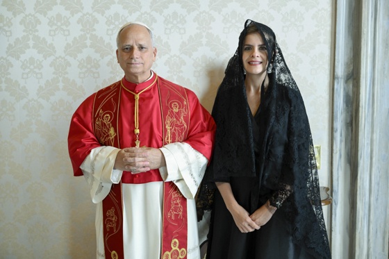 Pope Leo XIV with the President of Costa Rica, Laura Fernández Delgado, during a meeting in Vatican City, October 29, 2026. EFE/EPA/SIMONE RISOLUTI / VATICAN MEDIA HANDOUT EDITORIAL