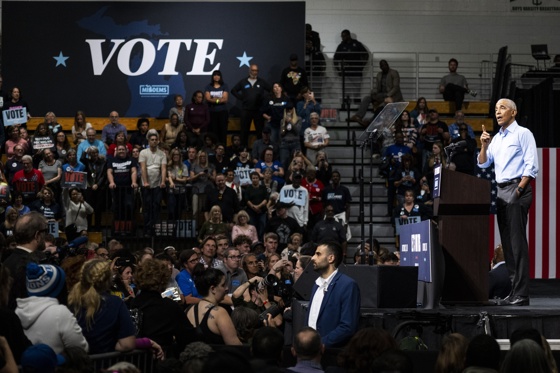 Former US President Barack Obama speaks during a midterm campaign rally in Detroit, Michigan, USA, 24 October 2026. EFE/EPA/ARI SAPERSTEIN